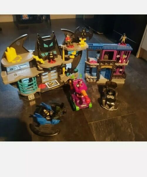 Imaginext Batman/Joker/ Buildings  Set +7 Super  Heroes  Bundle