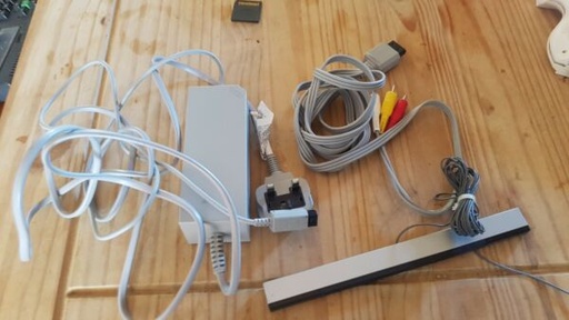[326296570474] *Nintendo Wii Power Supply AV Cables  and Sensor Bar Tested and fully working *