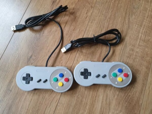 [326296570498] Snes Style USB Controllers x 2 For PC