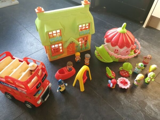 [326296570501] ELC Cottage, Fairy House,Bus And Figures Bundle